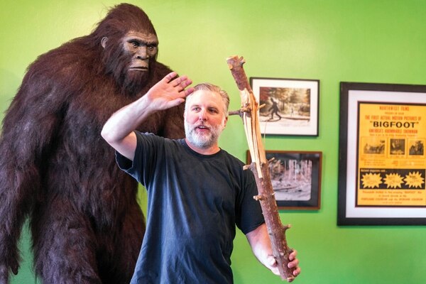 cliff barrackman-TwistedTree_